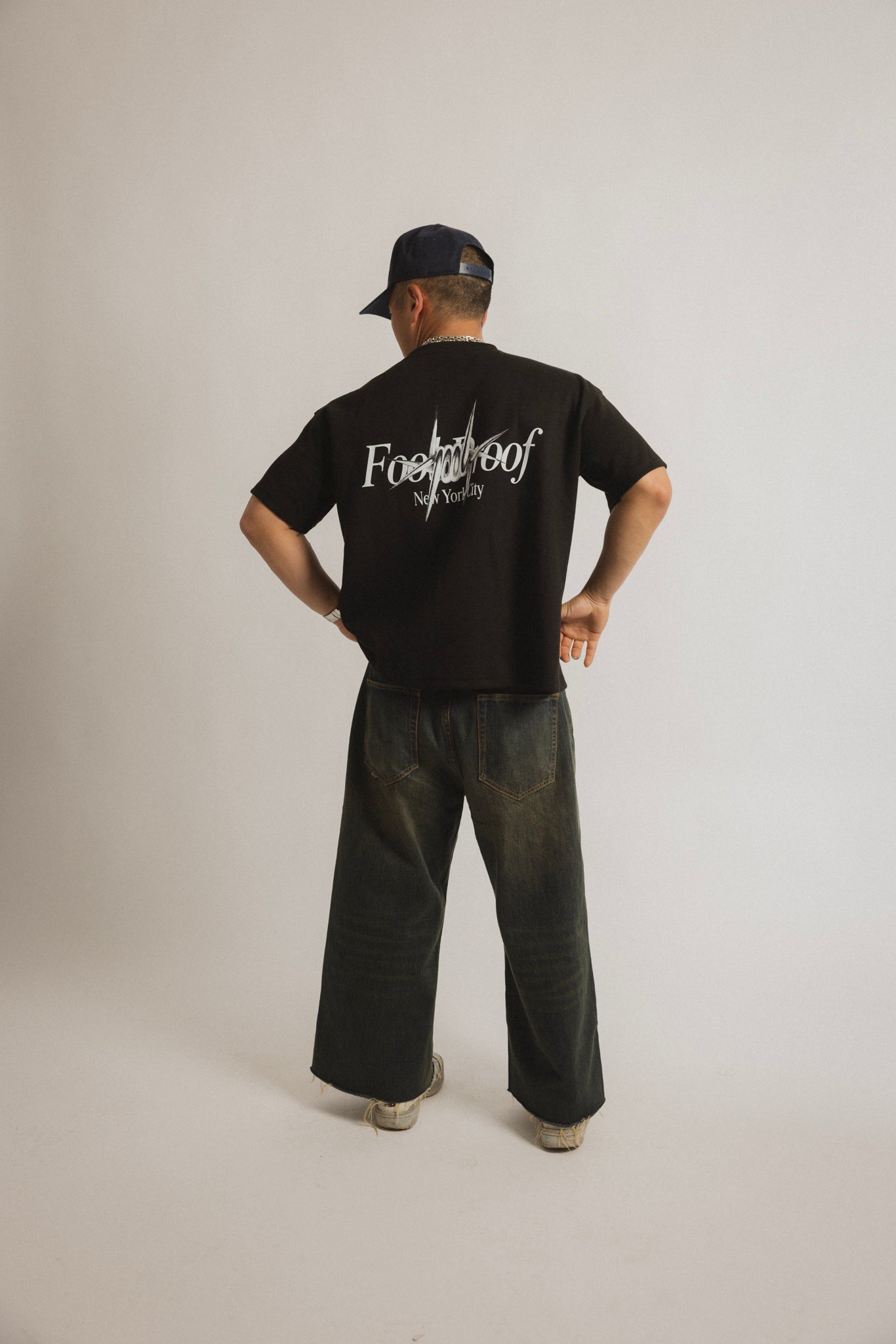 Barbed Wire Box Tee (Black)